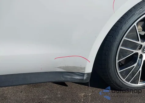 2020 Porsche Taycan 4S z USA, uszkodzony, nr VIN WP0AB2Y15LSA50170